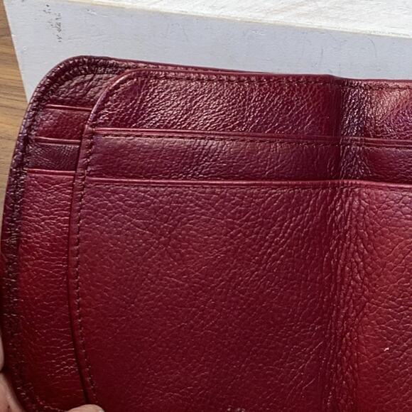 Temanli Red Croc Emboss Leather Silver Hardwear Multi Card Holder Bi-Fold Wallet - Picture 11 of 16